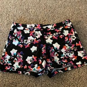 Express flower shorts